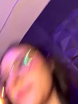Juanita-Diaz from StripChat is Freechat