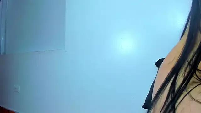 Photos of Julieta_Very_Messy from StripChat is Freechat