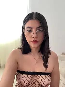 Julietalcl from StripChat is Freechat