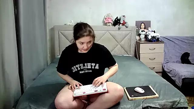 juliettkalen from StripChat is Freechat