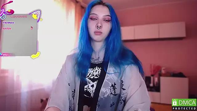 JustMeowGirl from StripChat is Freechat
