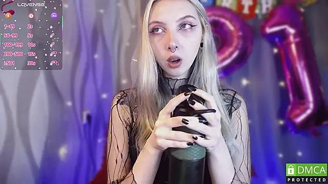 Customizable and immersive - Activate your taste buds and check-out our delicious choice of bondage cams streams with excited models getting their amazing bodies screwed with their beloved sex toys.