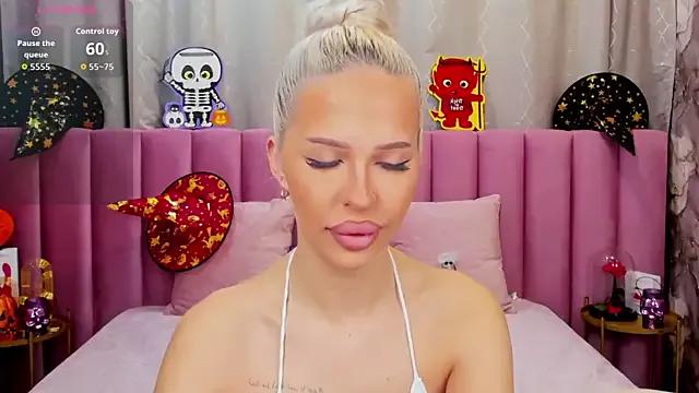 Customizable and immersive - Activate your taste buds and check-out our delicious choice of bondage cams streams with excited models getting their amazing bodies screwed with their beloved sex toys.