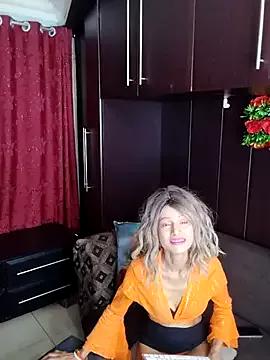 KamaLila from StripChat is Freechat