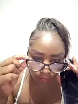 kaorysquirt from StripChat is Freechat