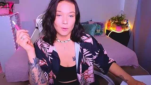Customizable and immersive - Activate your taste buds and check-out our delicious choice of bondage cams streams with excited models getting their amazing bodies screwed with their beloved sex toys.
