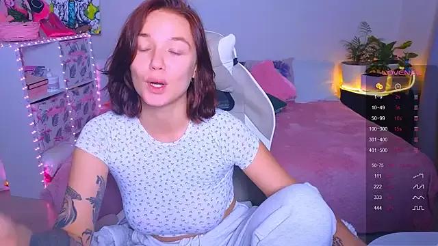 Karen_morris from StripChat is Freechat