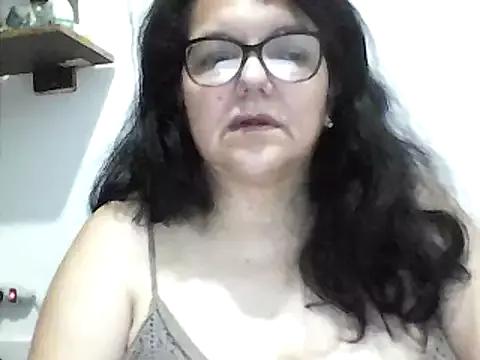 kassandra02 from StripChat is Freechat