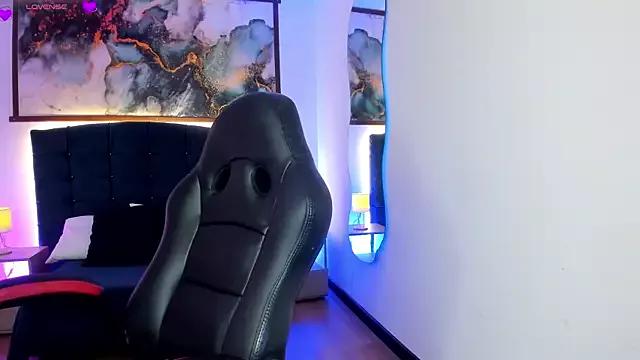 Customizable and immersive - Activate your taste buds and check-out our delicious choice of bondage cams streams with excited models getting their amazing bodies screwed with their beloved sex toys.