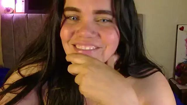 katherin_blue33 from StripChat is Freechat