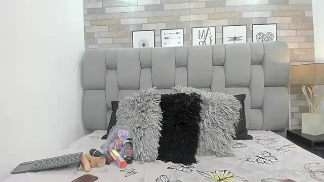 Customizable and immersive - Activate your taste buds and check-out our delicious choice of bondage cams streams with excited models getting their amazing bodies screwed with their beloved sex toys.