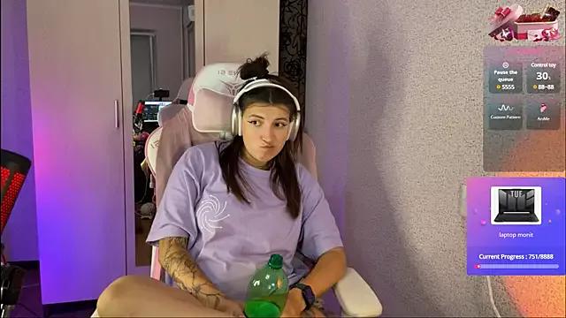 Customizable and immersive - Activate your taste buds and check-out our delicious choice of bondage cams streams with excited models getting their amazing bodies screwed with their beloved sex toys.
