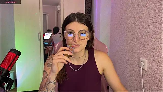 Customizable and immersive - Activate your taste buds and check-out our delicious choice of bondage cams streams with excited models getting their amazing bodies screwed with their beloved sex toys.