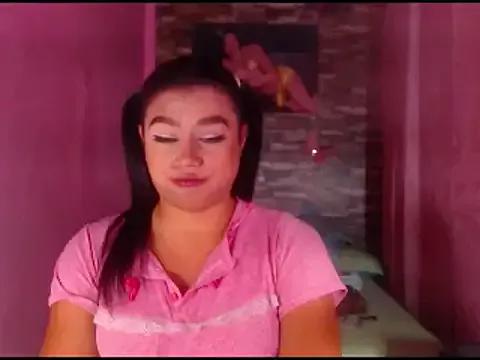 katrinawillff from StripChat is Freechat