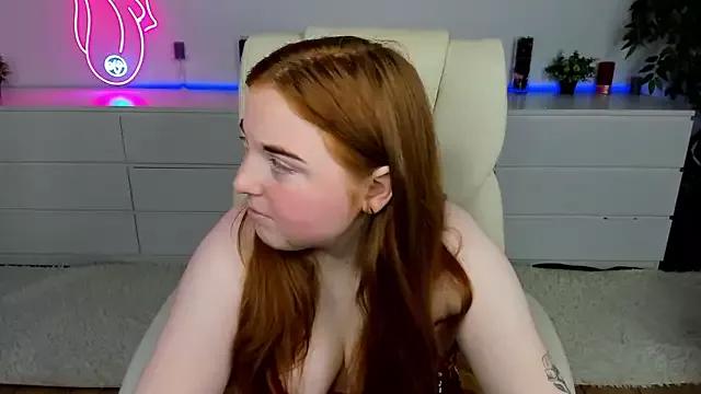 KattyRose8 from StripChat is Freechat