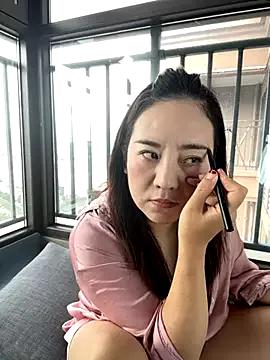 Kayla-love from StripChat is Freechat