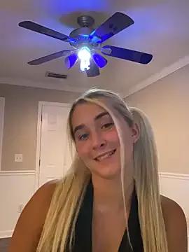 Kaylayoung12 from StripChat is Freechat