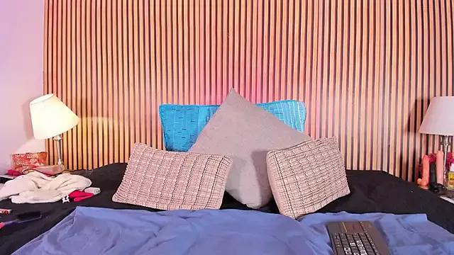 keeyla_stone from StripChat is Freechat