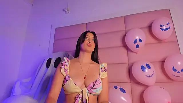 kendallsteele from StripChat is Freechat