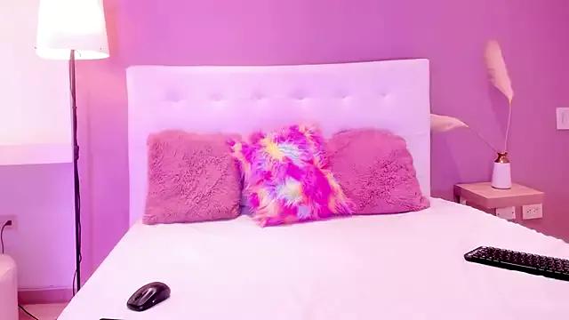 KendraChavez_ from StripChat is Freechat