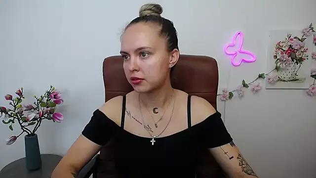 Customizable and immersive - Activate your taste buds and check-out our delicious choice of bondage cams streams with excited models getting their amazing bodies screwed with their beloved sex toys.