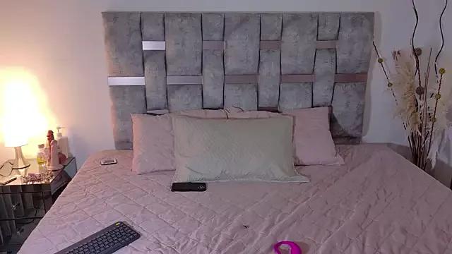 Customizable and immersive - Activate your taste buds and check-out our delicious choice of bondage cams streams with excited models getting their amazing bodies screwed with their beloved sex toys.