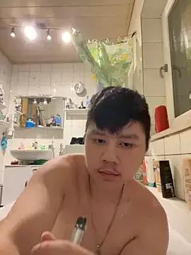 Kingpowerlittel from StripChat is Freechat