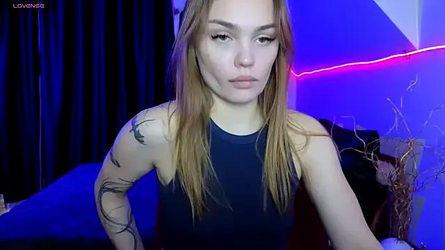KitsyMoore from StripChat is Freechat
