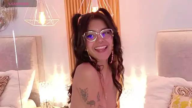 KittyBlacck_ from StripChat is Freechat