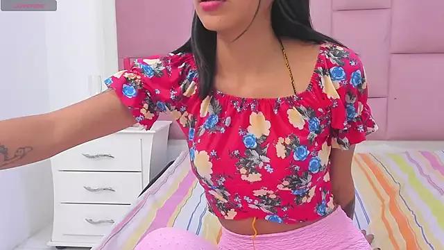 Kittysweett1 from StripChat is Freechat