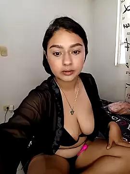 Kittyy_Hott_ from StripChat is Freechat