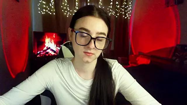 krisbadass from StripChat is Freechat