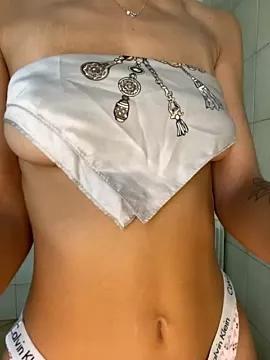 L000lita from StripChat
