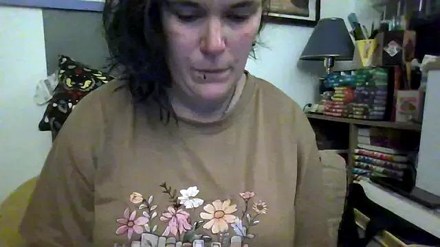 LadyCheschire from StripChat is Freechat