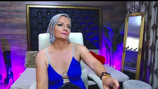 LadyTouch from StripChat is Freechat