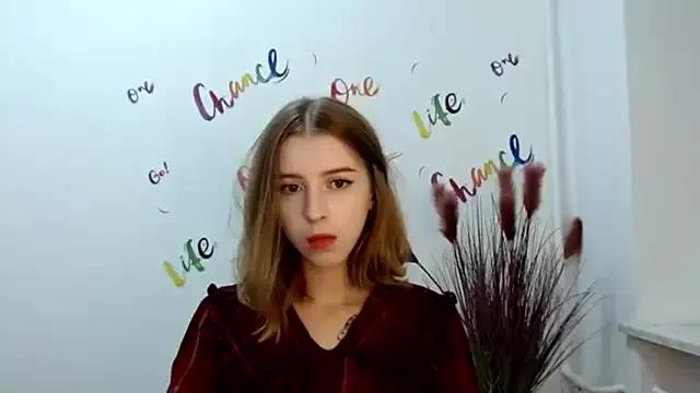 lamooni from StripChat is Freechat