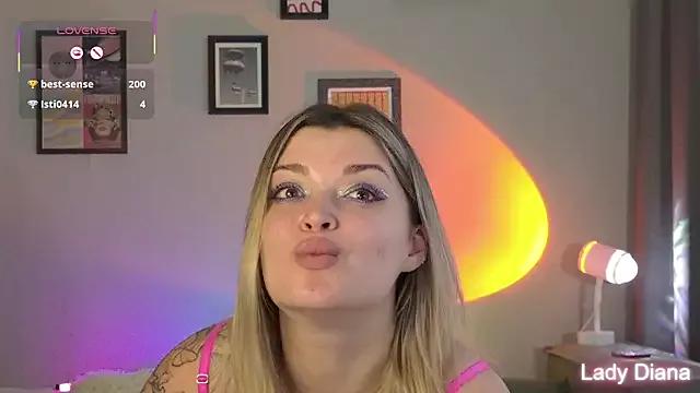 LancasterLady from StripChat is Freechat