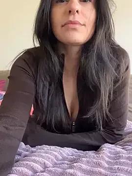 Photos of Lascivamente from StripChat is Freechat