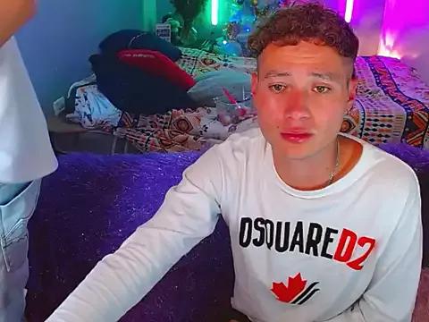 Latin_boysxxxx from StripChat is Freechat