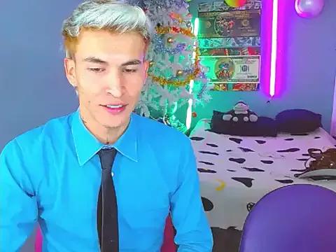 Latin_boysxxxx from StripChat is Freechat