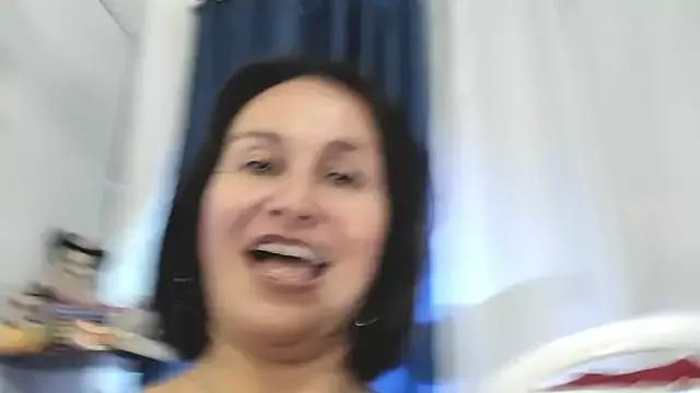 Latin_Lola from StripChat is Freechat