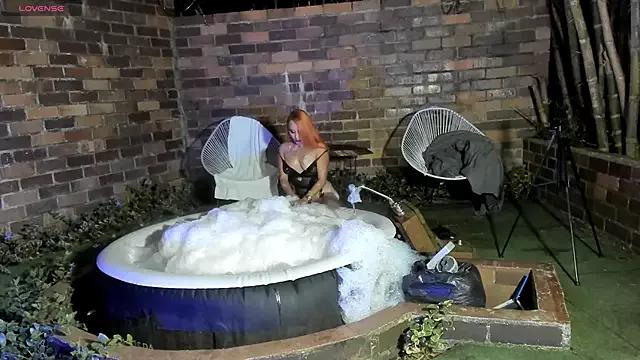 LatinGirls_RDM from StripChat is Freechat