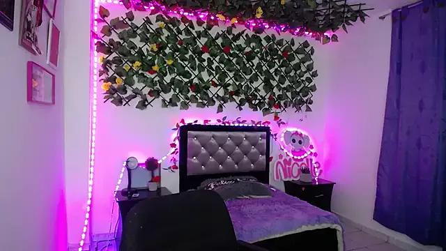 Customizable and immersive - Activate your taste buds and check-out our delicious choice of bondage cams streams with excited models getting their amazing bodies screwed with their beloved sex toys.