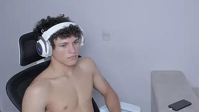 laurent_nova from StripChat is Freechat