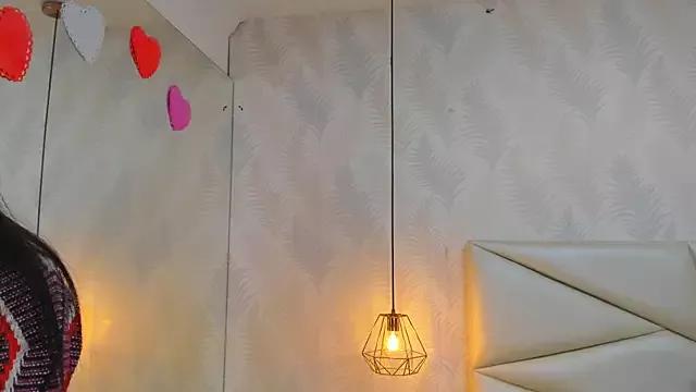 laurettedela_rouse from StripChat is Freechat