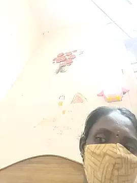 Laxmipriyatamil from StripChat is Freechat