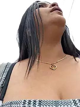 Layla-daring from StripChat is Freechat