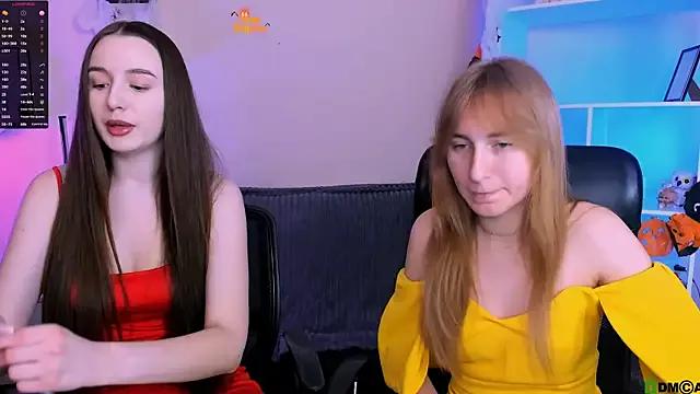 leslie_bird from StripChat is Freechat