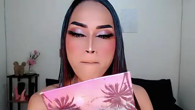 Lessandra_Lust from StripChat is Freechat