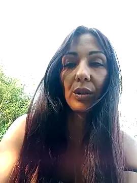 LeticiaWoods from StripChat is Freechat